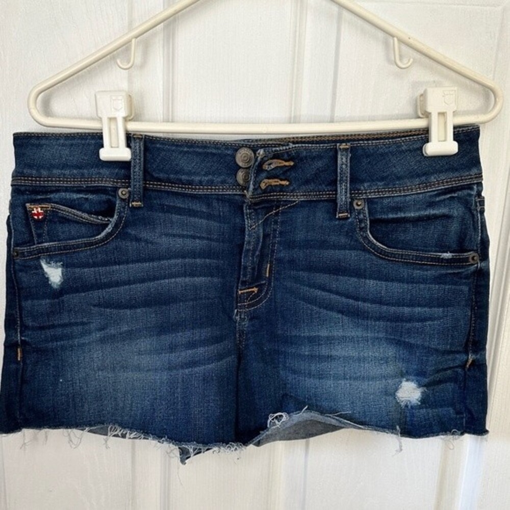 HUDSON Croxley Mid Thigh Medium Wash Denim Shorts Raw Hem Distressed Size 28